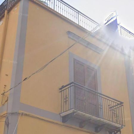 דירות באקולי Casa Di Lucia מראה חיצוני תמונה