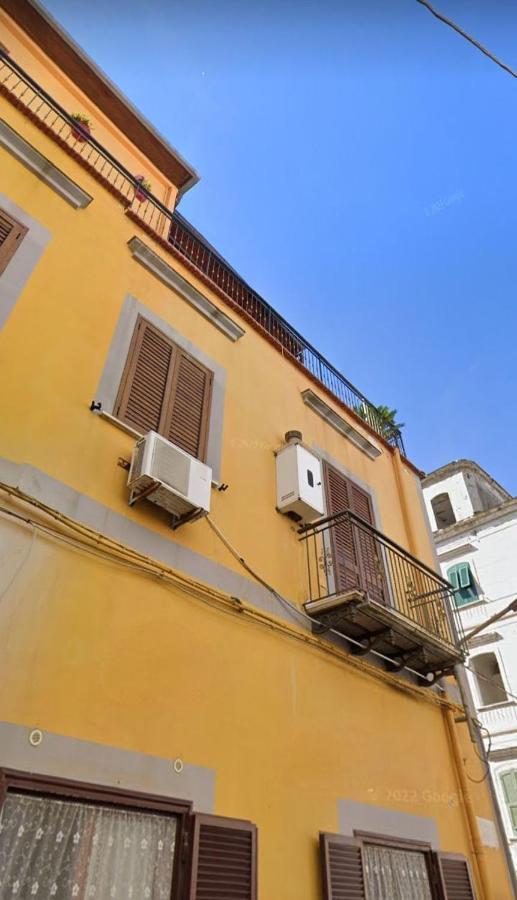 דירות באקולי Casa Di Lucia מראה חיצוני תמונה